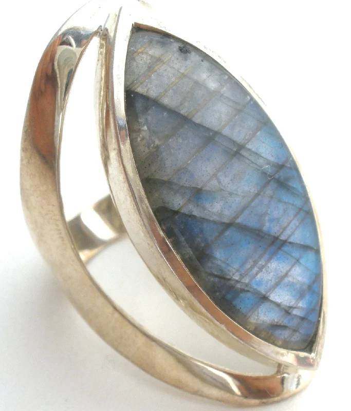 Women's rings unique-design-Labradorite Ring Sterling Silver Size 7.5 India PTI