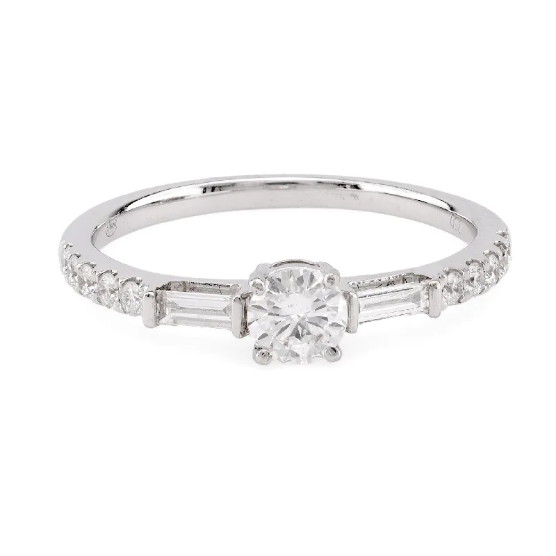 Modern Diamond 18K White Gold Engagement Ring