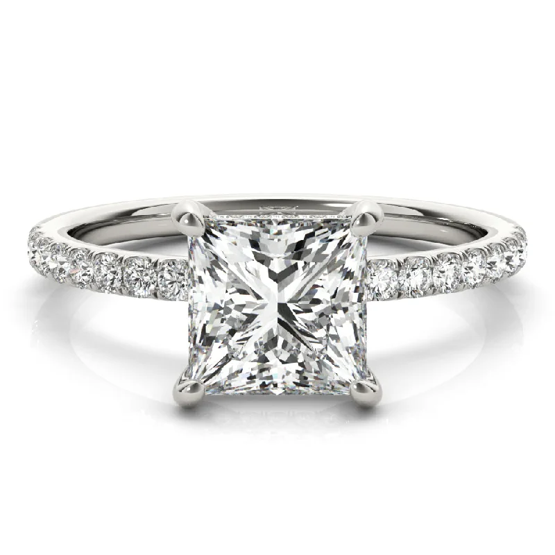 Noa Princess Diamond Solitaire Engagement Ring