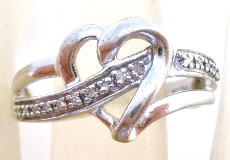 Women's rings chic-silver-Diamond Heart Ring Sterling Silver Size 7